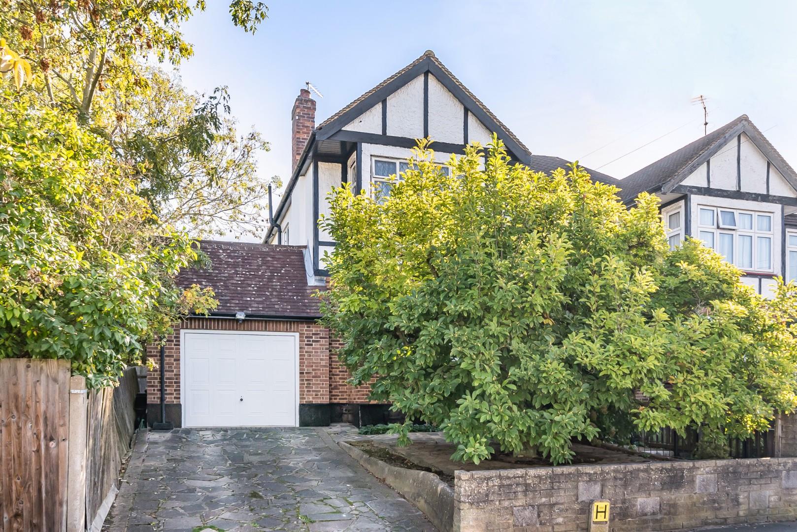 Fernside Avenue, Mill Hill